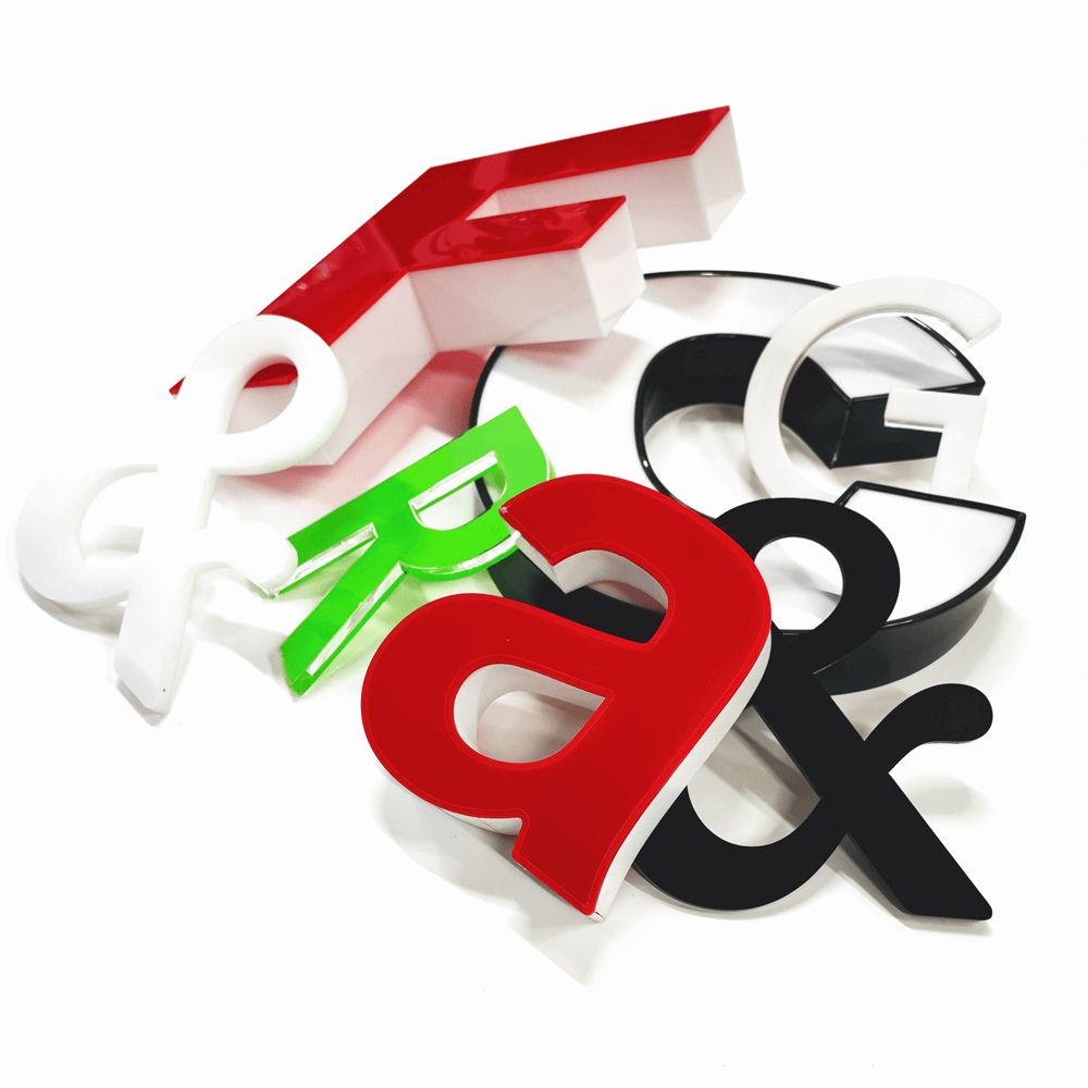 SCRITTE E LOGHI 3D